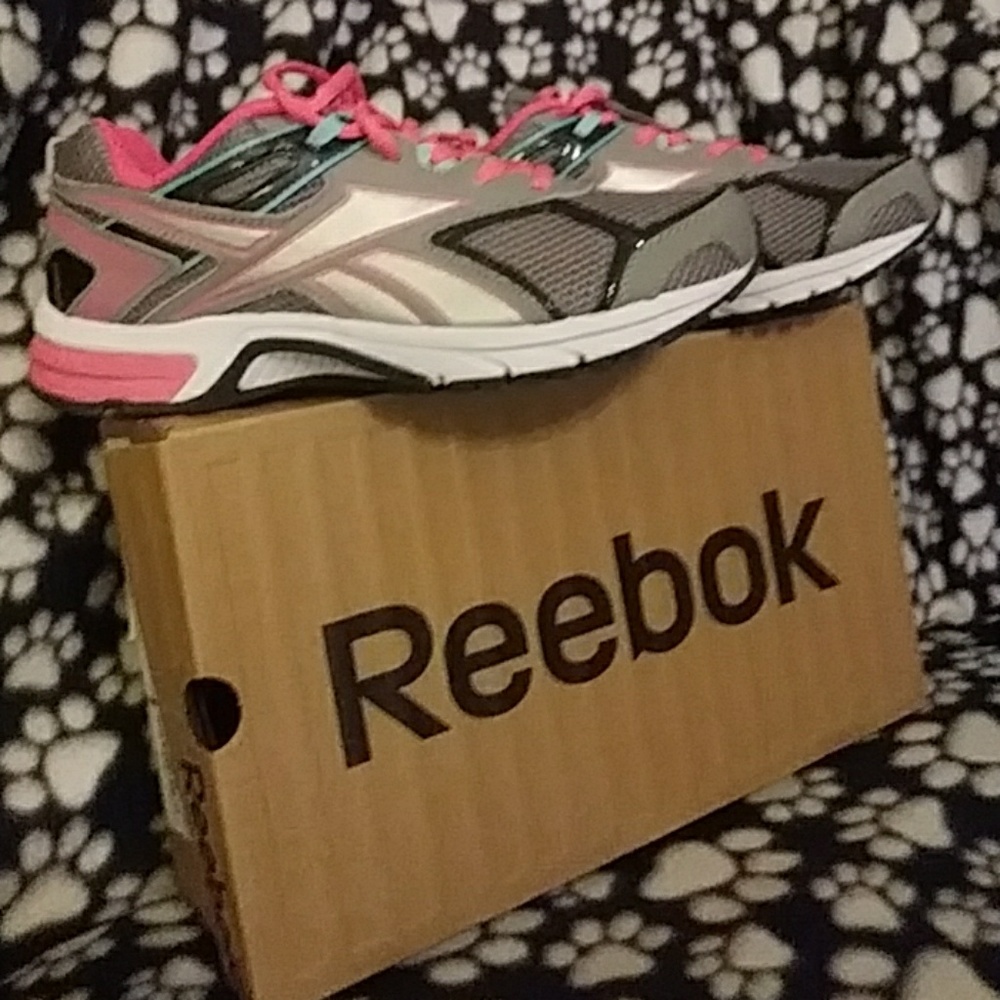 Womens Reebok NWT